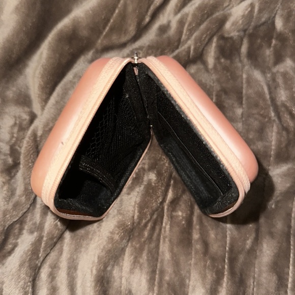 Pink accessories case - Picture 3 of 3